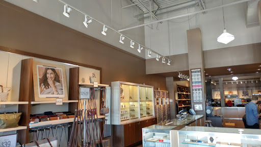 Outlet Mall «Tanger Outlet Commerce», reviews and photos, 800 Steven B Tanger Blvd, Commerce, GA 30529, USA