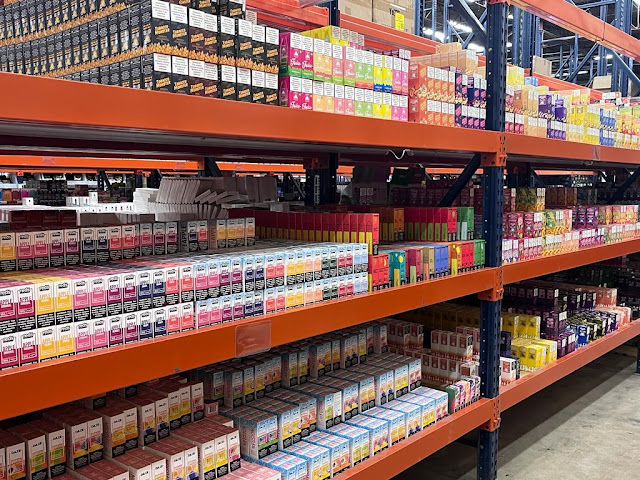 Rave Smoke & Vape Distribution