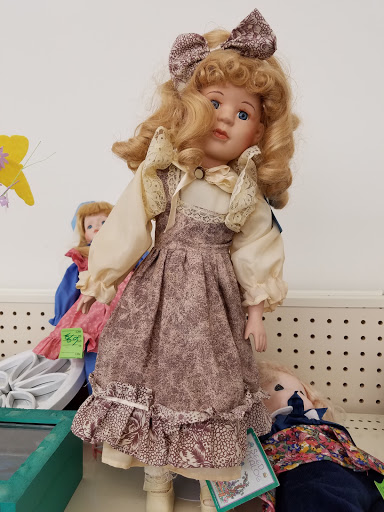 Thrift Store «Hope of the Valley Thrift Store», reviews and photos, 2790 E Los Angeles Ave, Simi Valley, CA 93065, USA