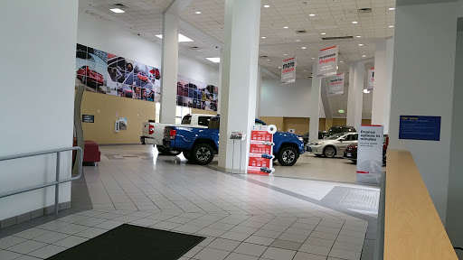 Used Car Dealer «CarMax», reviews and photos, 8200 120th Ave, Kenosha, WI 53142, USA