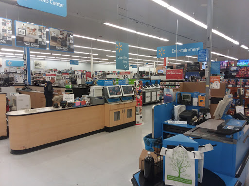Discount Store «Walmart», reviews and photos, 1155 Airport Park Blvd, Ukiah, CA 95482, USA