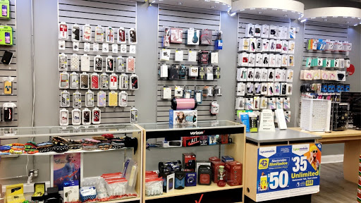 Cell Phone Store «One Wireless Stores», reviews and photos, 455 W Fourth St, Lorain, OH 44052, USA