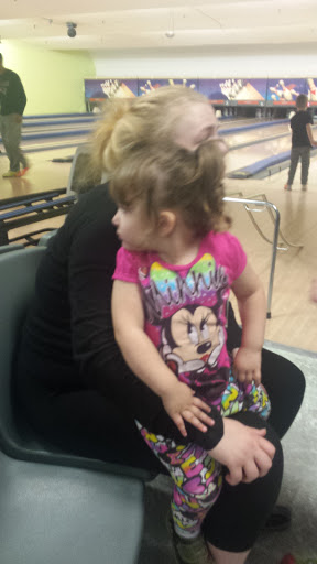 Bowling Alley «Vista Lanes Bowling Center», reviews and photos, 550 Oriskany Blvd, Yorkville, NY 13495, USA