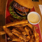 Photo n°2 de l'avis de Mark.a fait le 05/11/2023 à 15:32 sur le  Burgermeister Schmitzz Bar & Grill à Bremerhaven