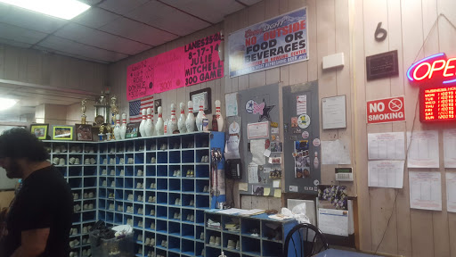 Bowling Alley «Bowl-Rite Lanes», reviews and photos, 714 Summit Ave, Union City, NJ 07087, USA