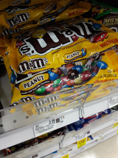 Grocery Store «Schnucks», reviews and photos, 1160 Shackelford Rd, Florissant, MO 63031, USA