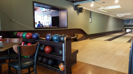 Bowling Alley «Southport Lanes & Billiards», reviews and photos, 3325 N Southport Ave, Chicago, IL 60657, USA