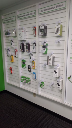 Cell Phone Store «Cricket Wireless Authorized Retailer», reviews and photos, 2134 Sagamore Pkwy S, Lafayette, IN 47905, USA