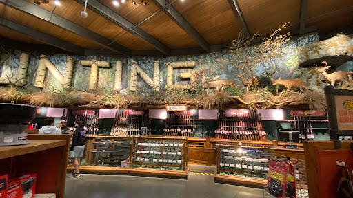 Sporting Goods Store «Bass Pro Shops», reviews and photos, 5160 Cherry Ave, San Jose, CA 95118, USA