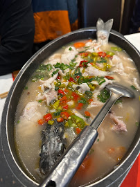 Soupe de poulet du Restaurant de spécialités du Sichuan (Chine) Restaurant Sichuan 川里川外 à Paris - n°9