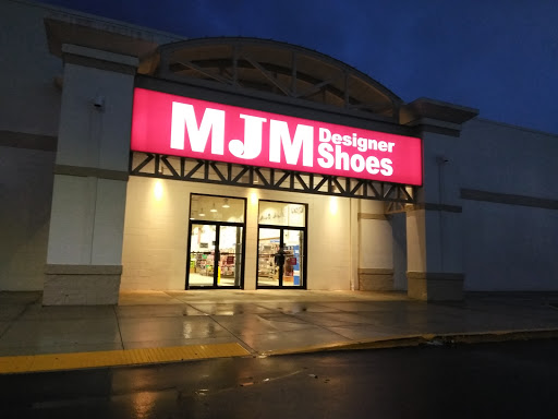 MJM DESIGNER SHOES, 951 W Brandon Blvd, Brandon, FL 33511, USA, 