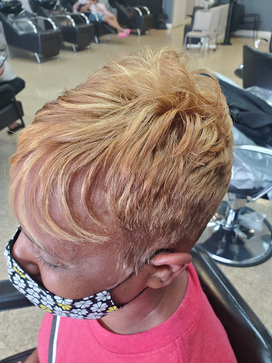 Beauty Salon «All Phases Hair Salon», reviews and photos, 3505 S Hurstbourne Pkwy, Louisville, KY 40299, USA