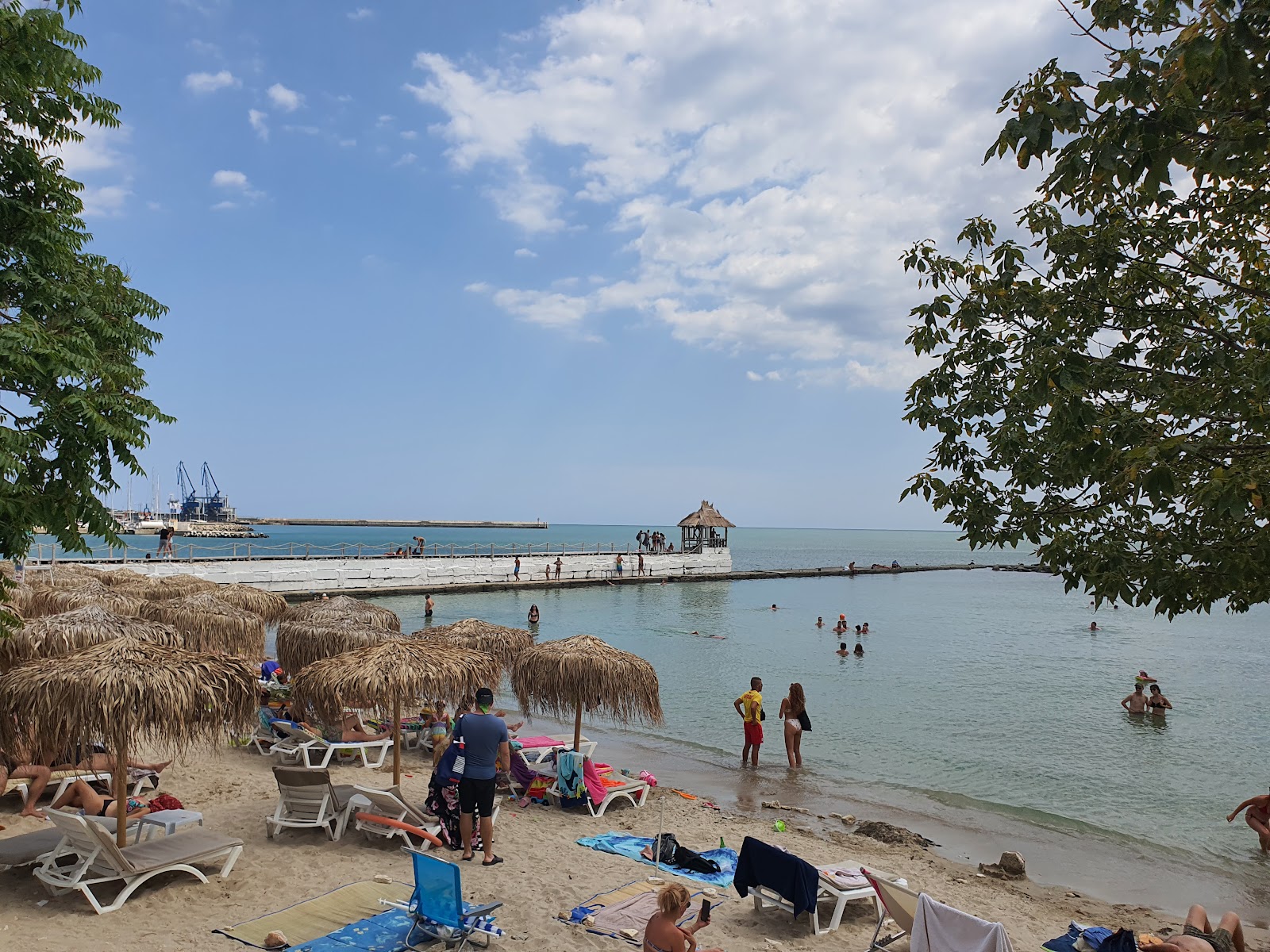 Photo de Nomad Beach partiellement zone de villégiature