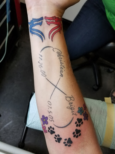 Tattoo Shop «Cactus Tattoo», reviews and photos, 307 N Riverfront Dr, Mankato, MN 56001, USA