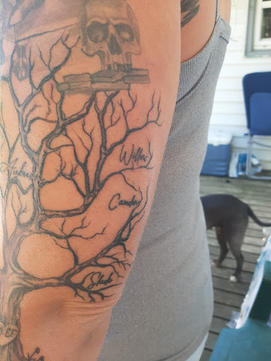 Tattoo Shop «Mafia Ink Tattoo Studio», reviews and photos, 8187 University Ave NE, Spring Lake Park, MN 55432, USA