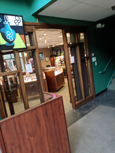 Pearce Jewelers, 41 Glen Rd, West Lebanon, NH 03784, USA, 