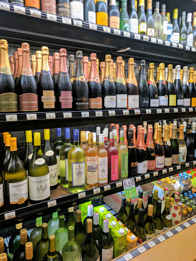 Grocery Store «Woodlands Market», reviews and photos, 735 College Ave, Kentfield, CA 94904, USA