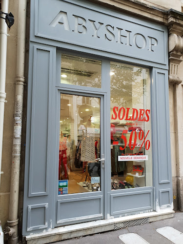 Magasin de vêtements pour femmes Abyshop Sté Paris