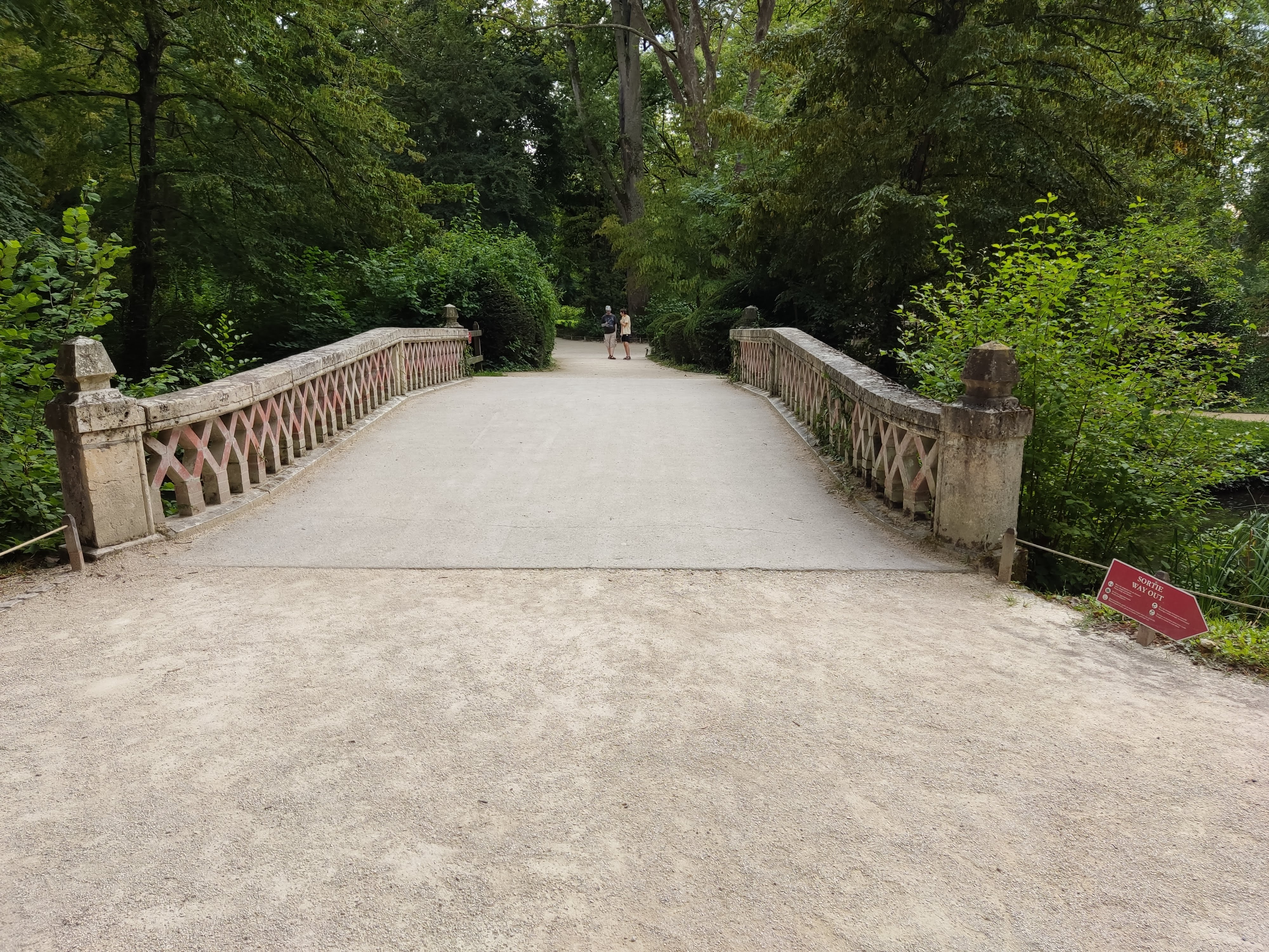 Photo n° 24 de l'avis de Damoc.r fait le 12/08/2023 à 23:29