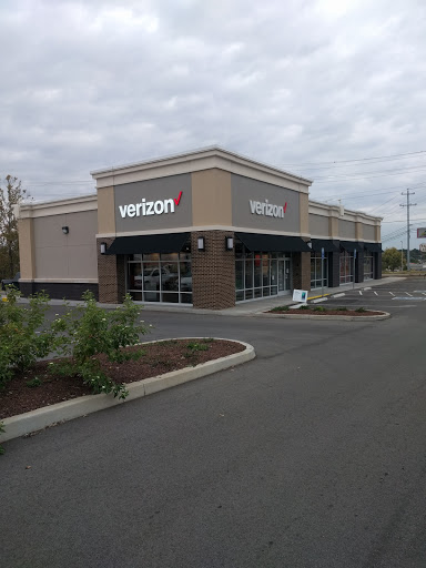 Cell Phone Store «Verizon», reviews and photos, 86 Thornton Drive, Dickson, TN 37055, USA