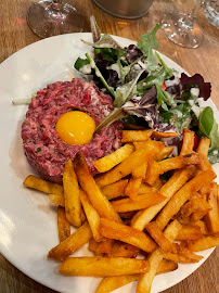 Steak tartare du Restaurant français Chez LuLu - Le bistrot de Mamie à Rueil-Malmaison - n°2