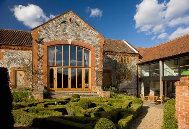 Reviews of Chaucer Barn in Norwich - Event Planner