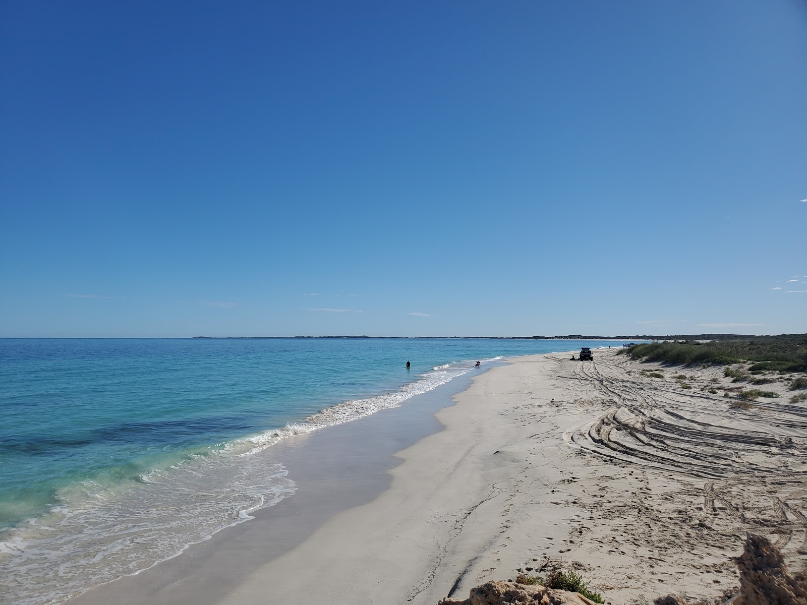 Foto de Jurien Dog Beach - lugar popular entre os apreciadores de relaxamento