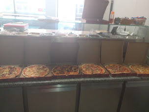 Photo n°46 de Allo pizza 53 Fast.Food à Laval ()