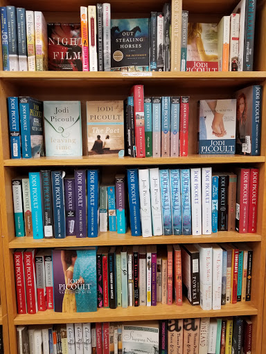 Book Store «Ukazoo Books», reviews and photos, 8641 Loch Raven Blvd, Towson, MD 21286, USA