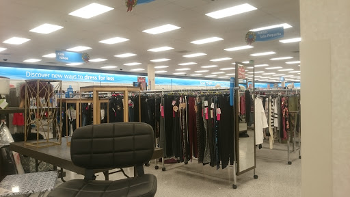 Clothing Store «Ross Dress for Less», reviews and photos, 1388 E Main St, Woodland, CA 95776, USA