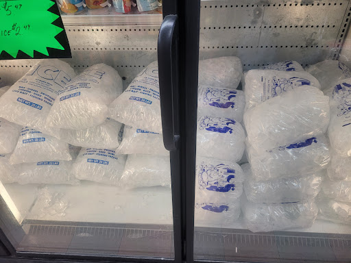 Convenience Store «K-V Bottle Shop», reviews and photos, 5200 Lake Isabella Blvd, Lake Isabella, CA 93240, USA