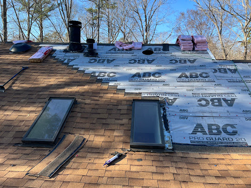 Roofing Contractor «USA Roofing & Renovations LLC», reviews and photos, 7127 Gadsden Hwy # 201, Trussville, AL 35173, USA