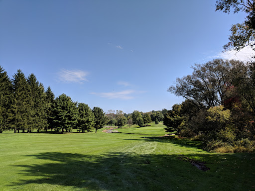 Private Golf Course «Legend Lake Golf Club», reviews and photos, 11135 Auburn Rd, Chardon, OH 44024, USA