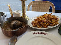 Plats et boissons du Restaurant français Magnum 150cl à Paris - n°5