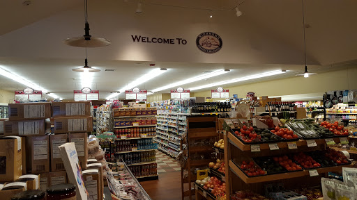 Grocery Store «Richmond Market & Beverage», reviews and photos, 56 Railroad St, Richmond, VT 05477, USA