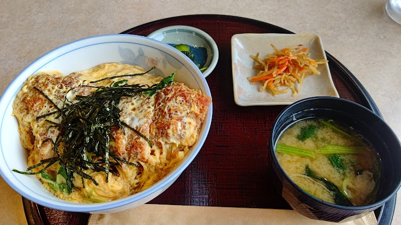 丼々恋グルメ館