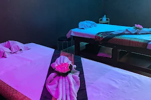 NAM THAI MASSAGE image