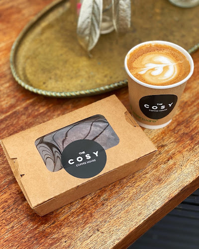 Comments and reviews of The Cosy Coffee House.