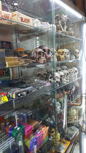 Convenience Store «Tobacco Road», reviews and photos, 315 Rockaway Turnpike, Lawrence, NY 11559, USA