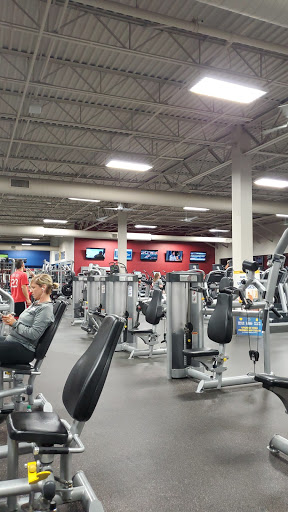 Gym «Club Fitness», reviews and photos, 1443 Bass Pro Drive, St Charles, MO 63301, USA