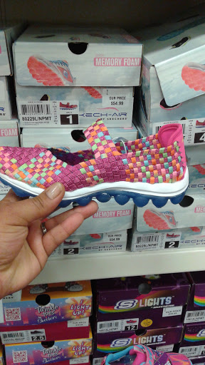 Shoe Store «Shoe Carnival», reviews and photos, 5328 Mt View Rd, Antioch, TN 37013, USA