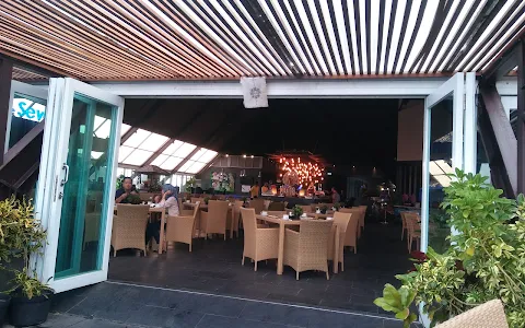 Kutabex Bar & Resto image