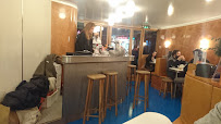 Atmosphère du Restaurant de hamburgers Blend Hamburger Odéon à Paris - n°5