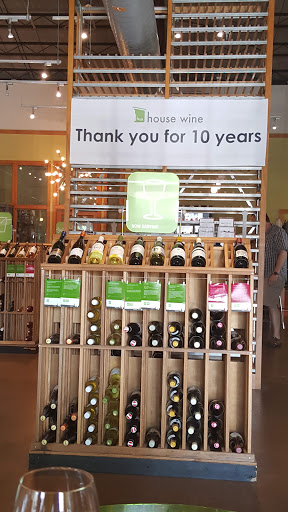 Wine Store «House Wine», reviews and photos, 644 High St, Columbus, OH 43085, USA