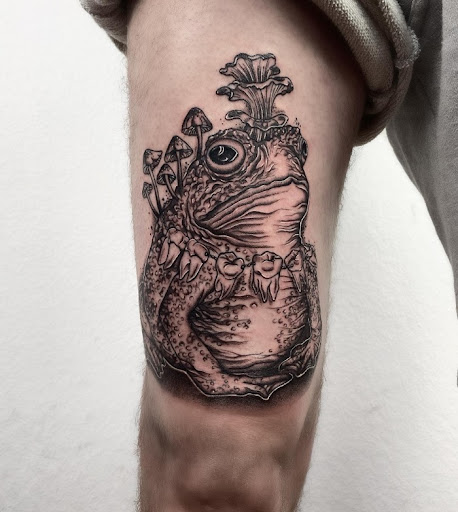 Queen Of Hearts Tattoo Budapest - Egyedi tetoválás, Női tetoválás, Dotwork Tattoo Budapest
