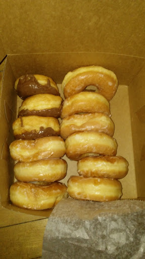 Donut Shop «The Donut Shop», reviews and photos, 501 John R Junkin Dr, Natchez, MS 39120, USA