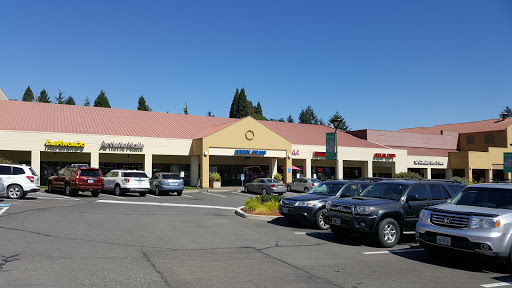 Grocery Store «New Seasons Market Mountain Park», reviews and photos, 3 Monroe Pkwy, Lake Oswego, OR 97035, USA