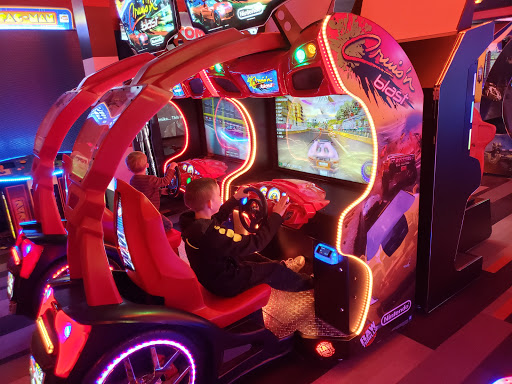 Bowling Alley «Brunswick Zone Turnersville Lanes», reviews and photos, 100 American Blvd, Turnersville, NJ 08012, USA