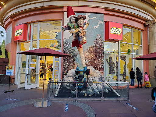 The LEGO® Store Disneyland Resort