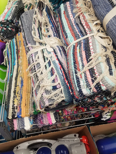 Variety Store «Five Below», reviews and photos, 846 Pelham Pkwy, Pelham, NY 10803, USA